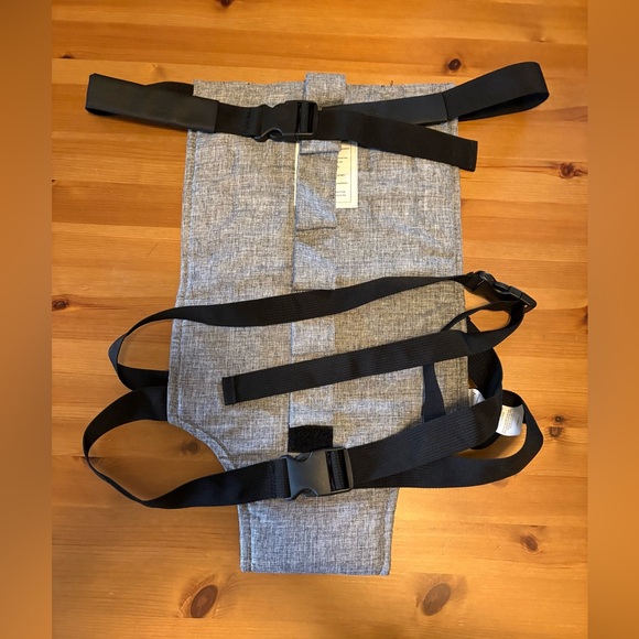 llulluby Baby Portable High Chair Seat Sack with Safety Harness - Picture 10 of 13